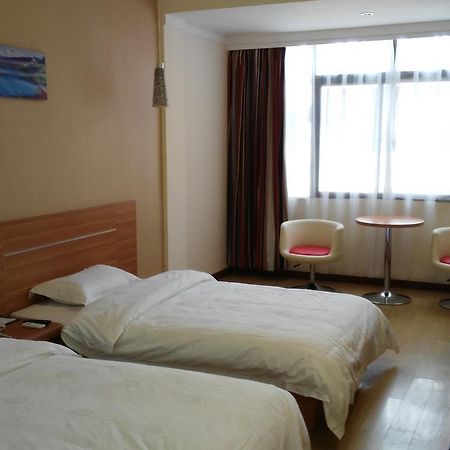 Thank Inn Chain Hotel Henan Xinyang Train Station Gongqu Road エクステリア 写真
