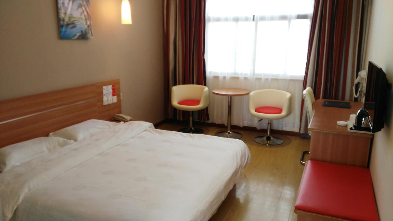 Thank Inn Chain Hotel Henan Xinyang Train Station Gongqu Road エクステリア 写真